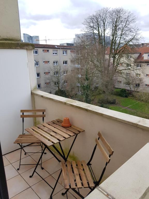 Appartement Perfect apartment to visit the fair or city 3 Diedenhofener Straße, 40476 Düsseldorf