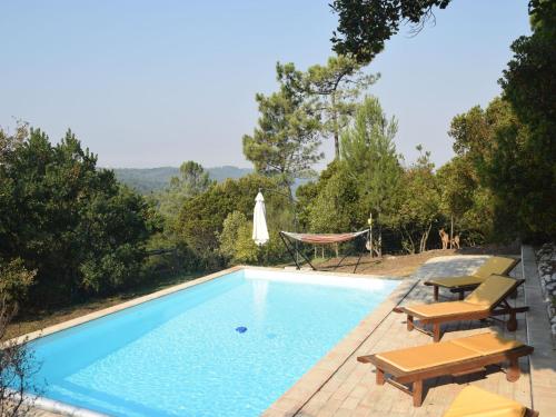 Villa Perfect Villa in Alcoba a with Pool Terrace Garden tourist attractions  Alcobaça