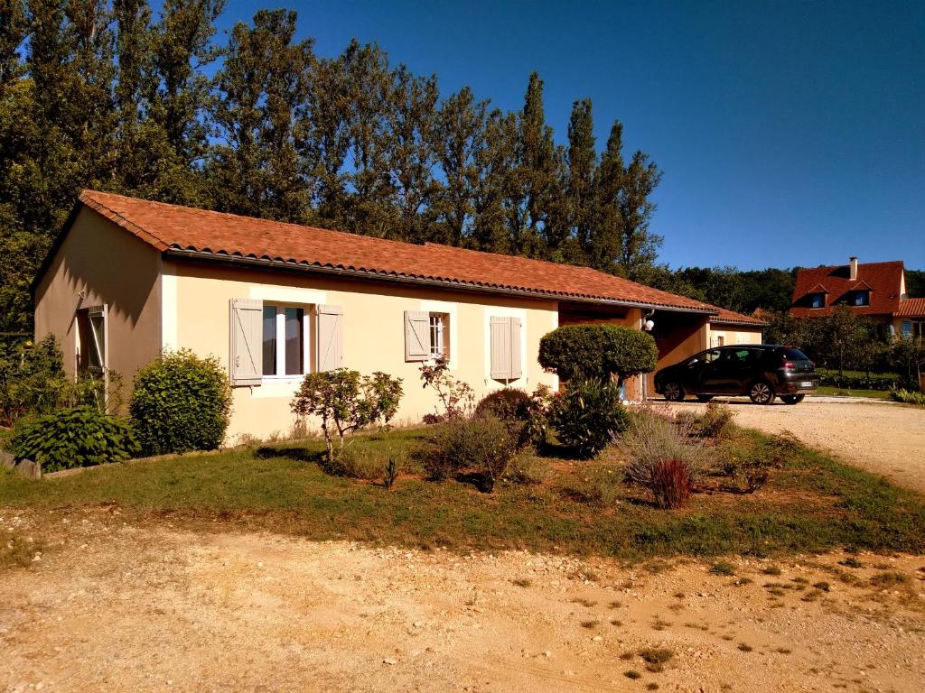 B&B / Chambre d'hôtes perigordchambre 2 Rue Edmond Michelet, 24200 Hermier
