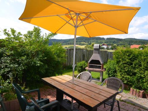 Maison de vacances Pet friendly mansion in the Hochsauerland region with garden and terrace  Stormbruch