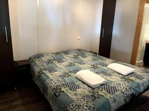 Chalet Petit chalet calme 4 pers Parking sur place Le Nounen Sulniac
