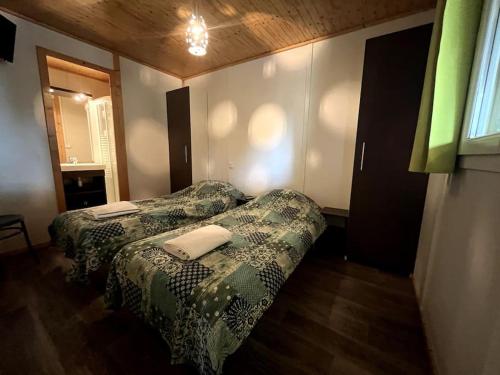 Petit chalet calme 4 pers Parking sur place Sulniac france