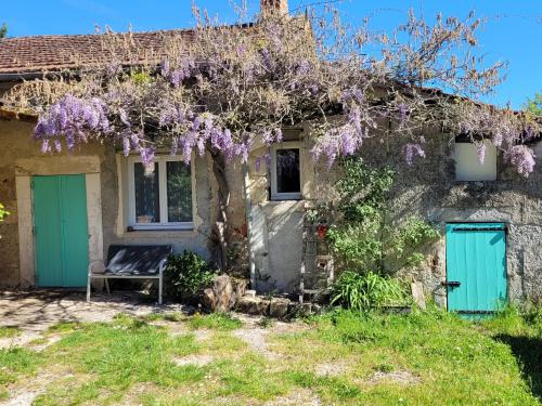 Petite ferme en pierre restaurée près de Périgueux Champcevinel france