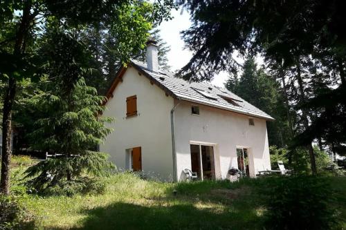 Maison de vacances PETITE MAISON AU CALME AVEC VUE MAGNIFIQUE ! Le Pin Le Chambon-sur-Lignon