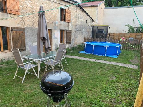 Petite maison lorraine avec cheminée et jardin Saint-Mihiel france