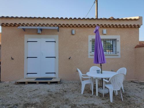 Appartement Petite maison meublée entre Avignon et Carpentras Impasse Salvador Dali 62 Morières-lès-Avignon