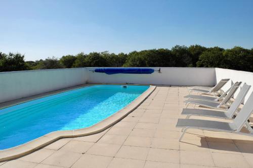 Petite maison vendeenne cinq personnes pour des vacances reposantes Commequiers france