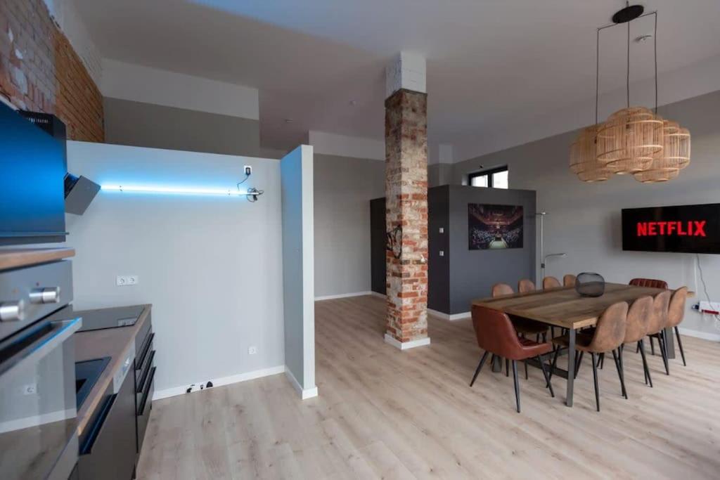 Appartement Phoenix Loft 6 High Speed WIFI Netflix 1a Stannebeinplatz, 04347 Leipzig