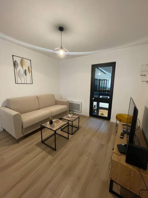 Appartement Phuket - Moderne - Gare - 5pers - Rêve Au Mans 59 Rue d'Eichthal, 72100 Le Mans
