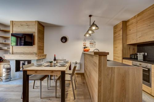 Appartement Pic Janvier - Alpes Travel - Les Praz (sleeps 4-6) 242 Clos des Vorgeats Chamonix-Mont-Blanc