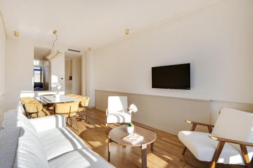 Pick A Flat's Apartment - Rue Saint Marc Paris france