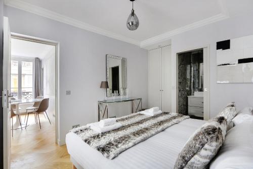 Pick A Flat's Apartments in Opera Saint Lazarre - Rue de l'Isly Paris france