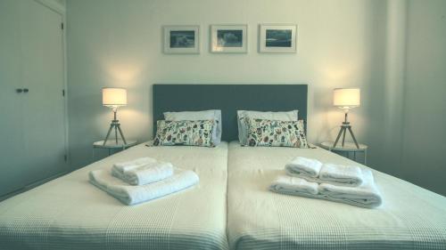 B&B / Chambre d'hôtes Pine House - Faro Airport, Beach and City Center Rua Fernando Pessoa, 74 Faro