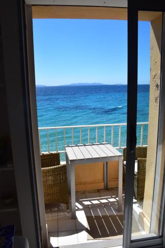 plage d'aiguebelle Le Lavandou france