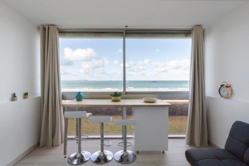 Appartement Plage du Mihinic - Vue Mer 180 degres 71 Avenue John Kennedy Saint-Malo