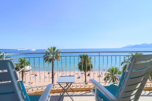 PLAGE Superb bright apartment with sea view & close to Cannes center Cannes france