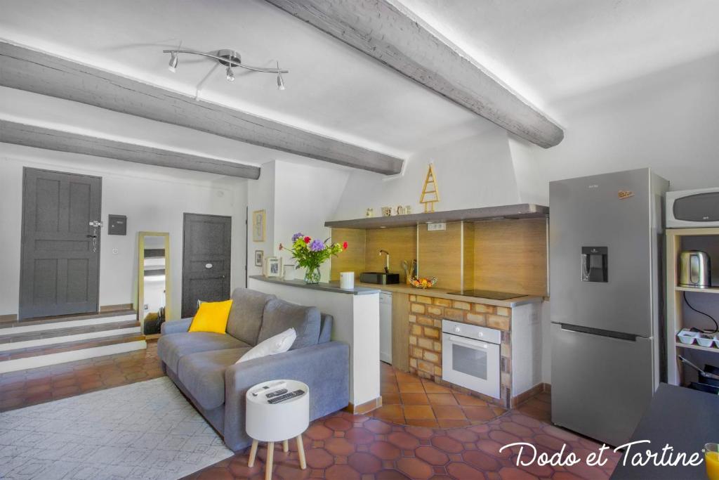 Appartement Pleasant 1 bedroom between sea and mountain - Dodo et Tartine 61 Rue Maréchal Foch , RDC, porte du fond, 83200 Le Revest-les-Eaux