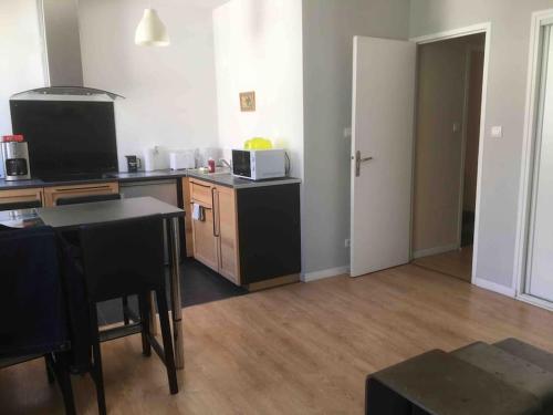 Appartement Plus réservable troisième étage 3 Rue Euthymènes Marseille