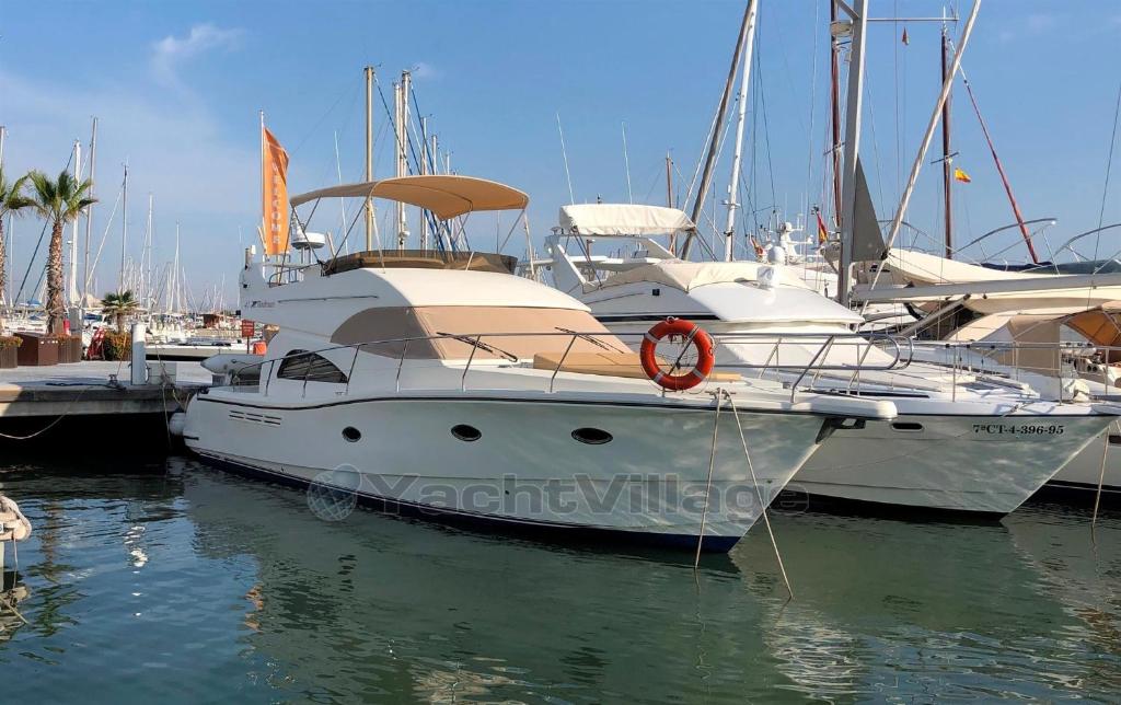 Bateau-hôtel PLUSDREAM 53 Quai Jean Miquel, 34300 Le Cap d\'Agde