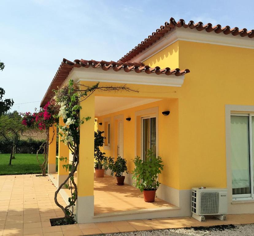 Maison de vacances Pôr-do-sol Villa Rua dos Mármores,1 - Santo António do Baldio, 7200-082 São Pedro do Corval