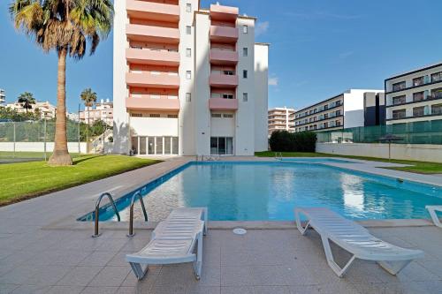 Praia da Rocha Central With Pool by Homing Portimão portugal