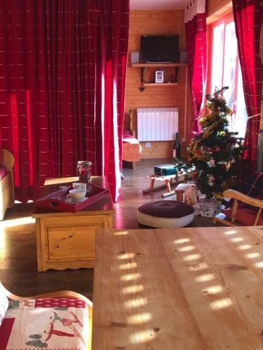 Appartement PRALOUP BEL APPARTEMENT STYLE CHALET le gray d'Albion Uvernet-Fours