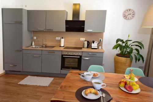 Appartement Pretti Apartments - NEUE moderne Wohnung im Herzen Bambergs - absolut zentral Hellerstraße 6a 2. Etage Bamberg