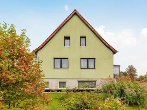 Pretty Farmhouse with Swimming Pool, Garden, Terrace, BBQ Kröpelin allemagne