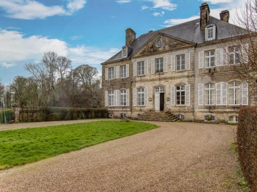 Pretty Holiday Home in Golleville with Private Garden Golleville france
