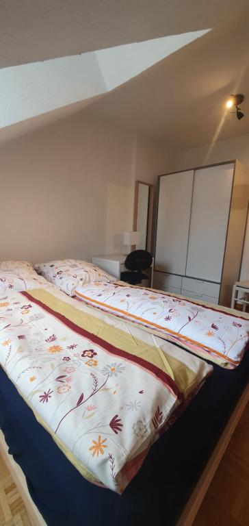 Séjour chez l'habitant Privat Zimmer in Bad Homburg bei Kurhaus 43 Louisenstraße, 61348 Bad Homburg vor der Höhe