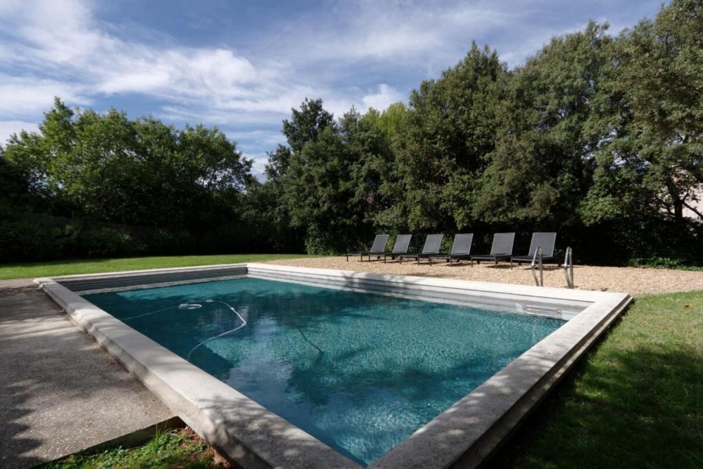 Appartement Private furnished apartment with all comfort a garden & a swimming pool 1023 chemin de la Plaine du Montaiguet, 13590 Meyreuil