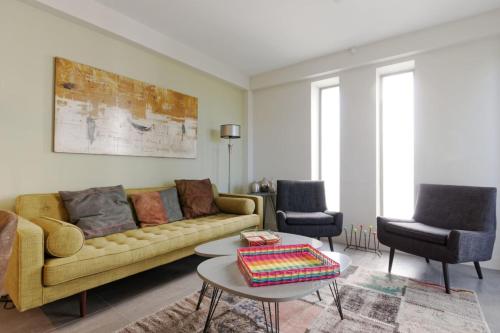 Appartement Private furnished apartment with all comfort in a green space with pool Chemin de la plaine le pont des 3 Sautets Meyreuil