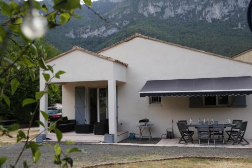 Villa Private riverside villa with breathtaking views 172 Route de Font-Romeu Axat