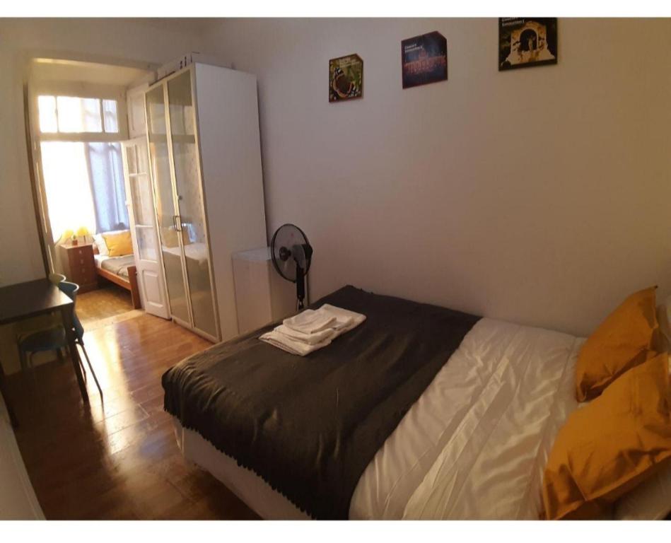 Séjour chez l'habitant #Private room C 56 Rua Sebastião Saraiva Lima, 1170-079 Lisbonne