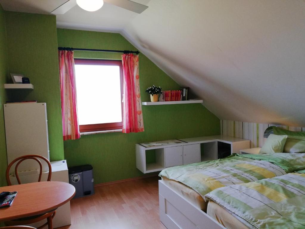 Séjour chez l'habitant Privatzimmer mit Aussicht Meller Weg 16, 01796 Pirna