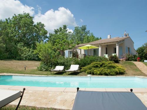 Provencal villa with heated private pool and panoramic views 2 km from village Céreste france