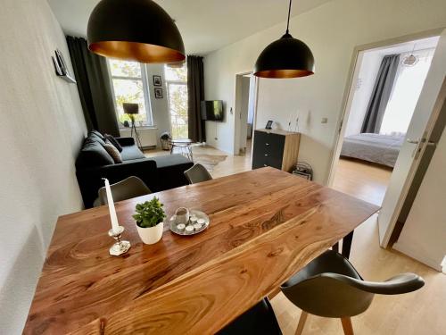 Purer Luxus mit 2 Schlafzimmern, Balkon und Privat-Parkplatz Leipzig allemagne