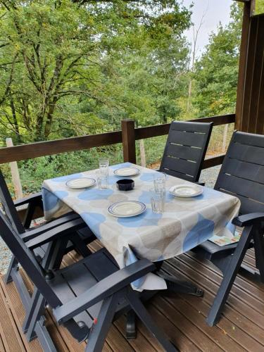 Chalets Puy Rond Camping Allée du Puy Rond Bressuire