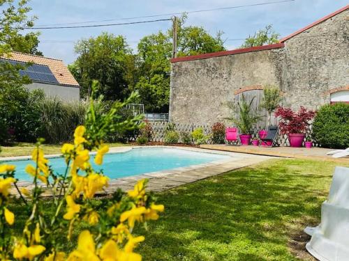 Quaint Holiday Home in Cless with Garden Clessé france