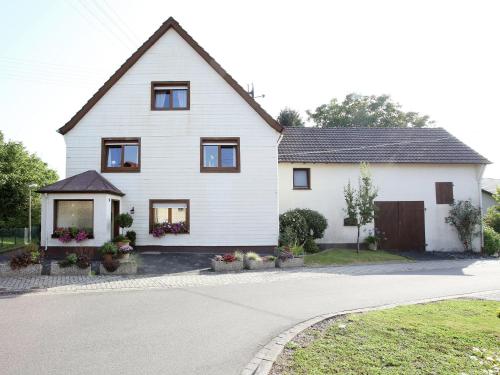 Quaint Holiday Home In Girmont-Val-d'Ajol with Terrace Pracht allemagne
