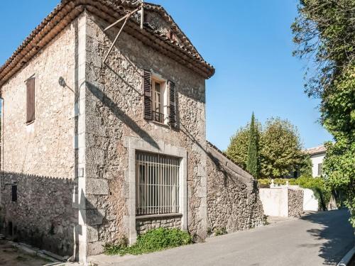 Maison de vacances Quaint Holiday Home in Lorgues with Pool  Lorgues