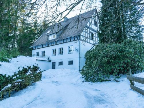 Quaint Holiday Home near Skiing Area in Neuastenberg Winterberg allemagne