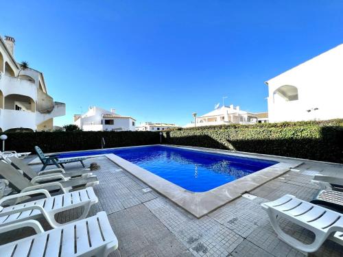 Appartement Quarteira Classic With Pool by Homing Rua do Leme, 2 Quarteira