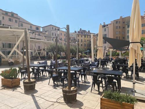 « Quartier des arts » de vivre à la Toulonnaise Toulon france