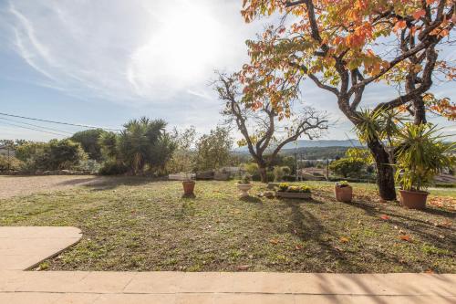 Appartement Quiet large 3-bedroom apartment with terrace, garden & incredible Mountain view Chemin du Vallon d'Aussel 433 Mouans-Sartoux