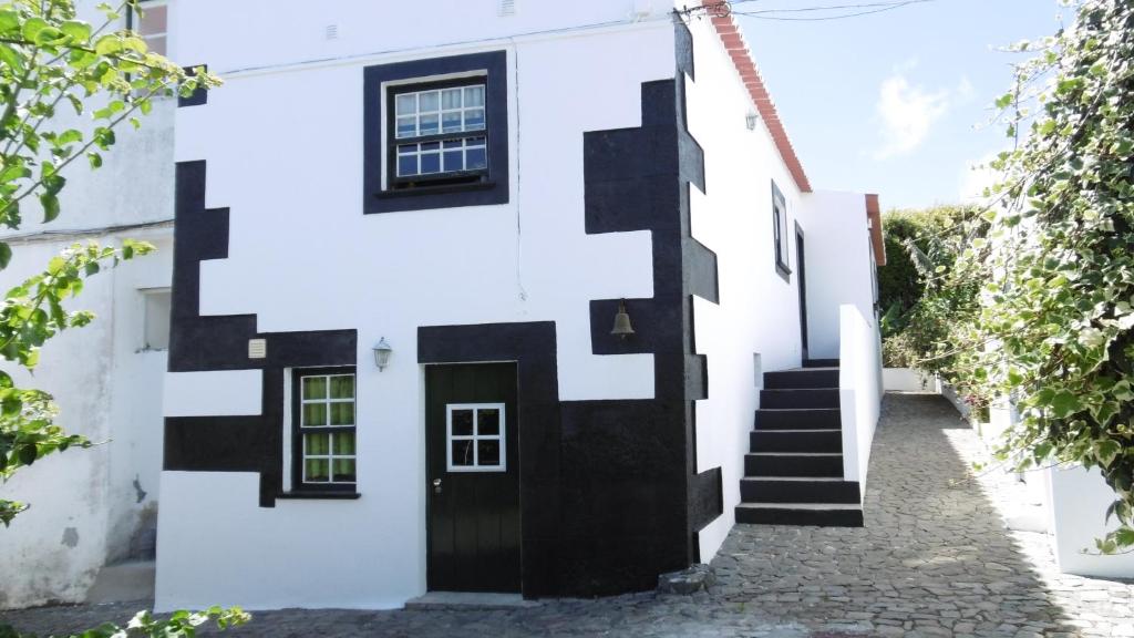 Maison d'hôtes Quinta Amaro AL Rua de S. Pedro, 216-A, 9700-187 Angra do Heroísmo