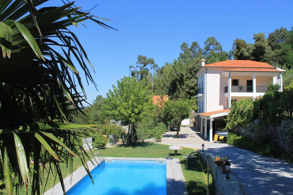 Séjour à la campagne Quinta do Bacelo, Casa completa, 4 quartos e piscina Rua do Cantoneiro 40, 4715-289 Braga