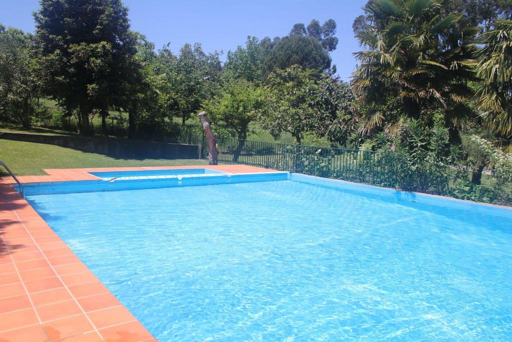 Séjour à la ferme Quinta do Grande Herdeiro Rua Nossa Senhora da Batalha, 4580-630 Baltar