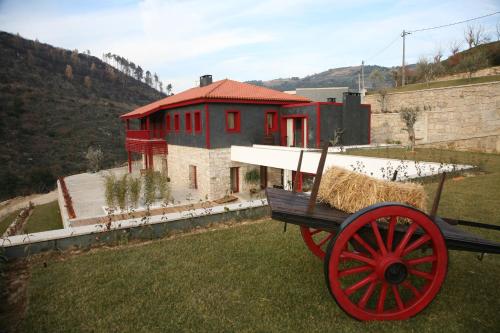 Séjour à la ferme Quinta dos Padres Santos, Agroturismo & Spa Lugar dos Cubos, Eira Queimada Lamego