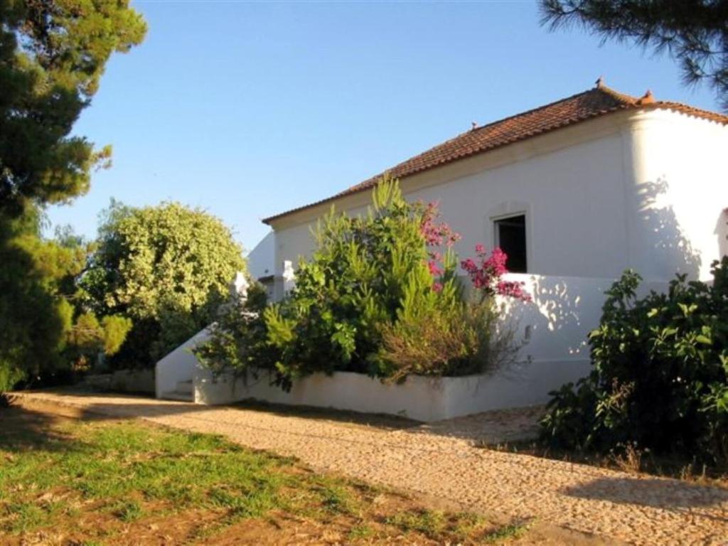 Maison de vacances Quinta Teresinha Urbanização Vale Talegas, lote 28, 8400-024 Estômbar